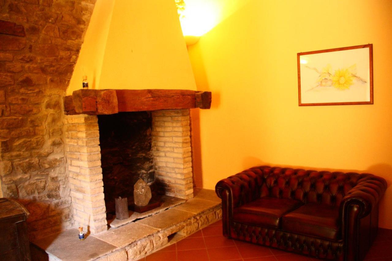 Agriturismo Le Case Assisi Exterior photo